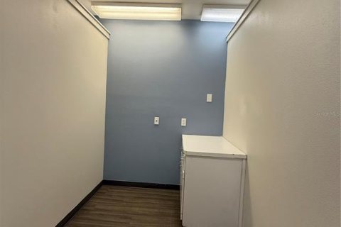 Propiedad comercial en alquiler en Ocala, Florida, 580.27 m2 № 1912771 - foto 15