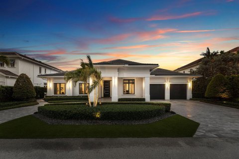 House in Boca Raton, Florida 4 bedrooms, 424.01 sq.m. № 2271387