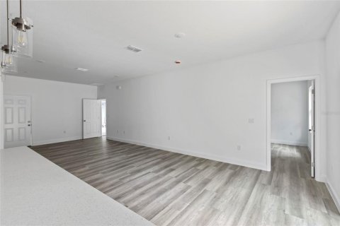 Casa en venta en Ocala, Florida, 4 dormitorios, 139.63 m2 № 1732869 - foto 8