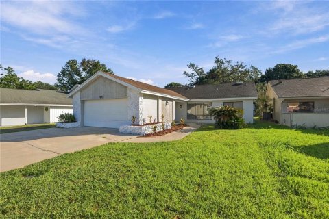 Villa ou maison à vendre à Winter Springs, Floride: 2 chambres, 152.36 m2 № 2431752 - photo 2