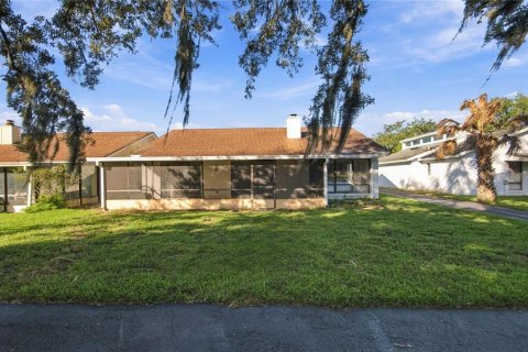 Villa ou maison à vendre à Winter Springs, Floride: 2 chambres, 152.36 m2 № 2431752 - photo 24