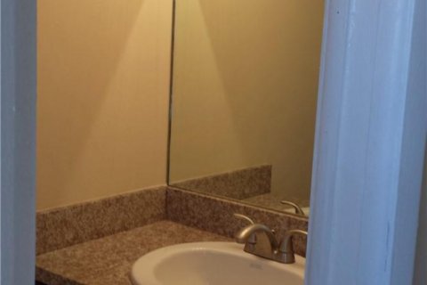 Снять в аренду таунхаус в Санрайз, Флорида 3 комнаты, 140.47м2, № 2088178 - фото 7
