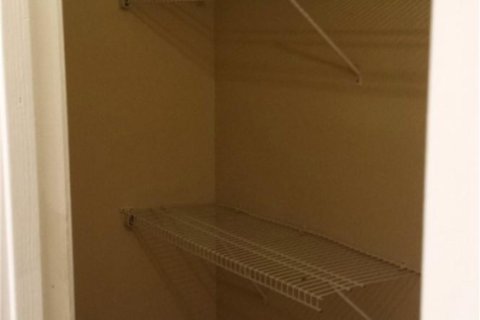 Снять в аренду таунхаус в Санрайз, Флорида 3 комнаты, 140.47м2, № 2088178 - фото 15