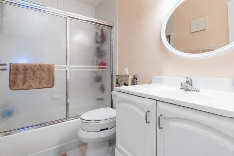 Copropriété à vendre à Saint Petersburg, Floride: 2 chambres, 133.78 m2 № 1917387 - photo 27