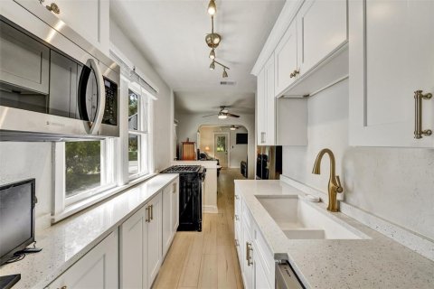 Villa ou maison à vendre à Saint Petersburg, Floride: 3 chambres, 74.04 m2 № 1884304 - photo 15