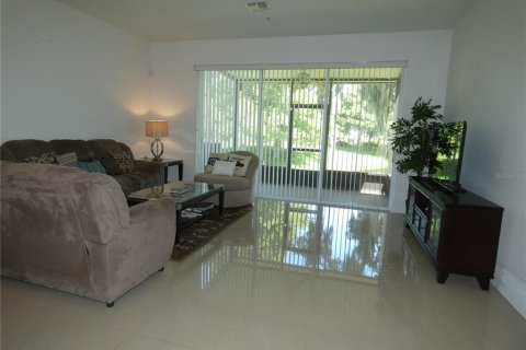 Touwnhouse à vendre à Orlando, Floride: 3 chambres, 156.26 m2 № 2150921 - photo 9