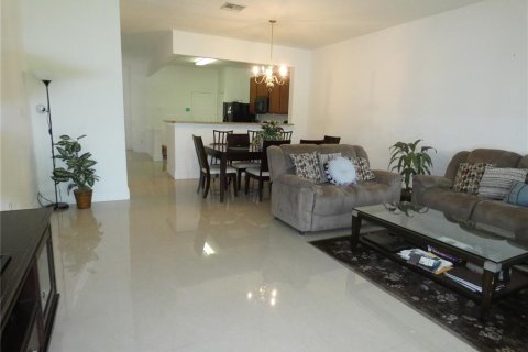 Touwnhouse à vendre à Orlando, Floride: 3 chambres, 156.26 m2 № 2150921 - photo 13