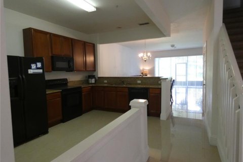 Touwnhouse à vendre à Orlando, Floride: 3 chambres, 156.26 m2 № 2150921 - photo 18