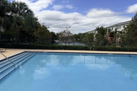 Touwnhouse à louer à Pompano Beach, Floride: 3 chambres, 147.34 m2 № 2439406 - photo 21