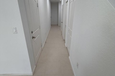 Touwnhouse à louer à Pompano Beach, Floride: 3 chambres, 147.34 m2 № 2439406 - photo 8
