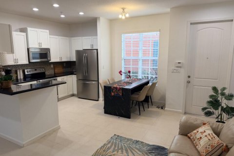 Touwnhouse à louer à Pompano Beach, Floride: 3 chambres, 147.34 m2 № 2439406 - photo 2
