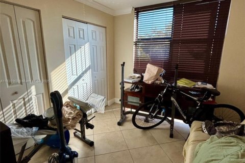 Copropriété à louer à Miami, Floride: 2 chambres, 83.43 m2 № 2054053 - photo 9