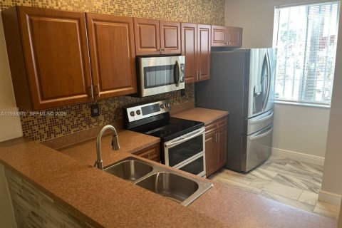 Touwnhouse à louer à Miami Gardens, Floride: 3 chambres, 131.92 m2 № 1996404 - photo 11