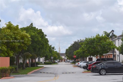 Touwnhouse à louer à Miami Gardens, Floride: 3 chambres, 131.92 m2 № 1996404 - photo 3