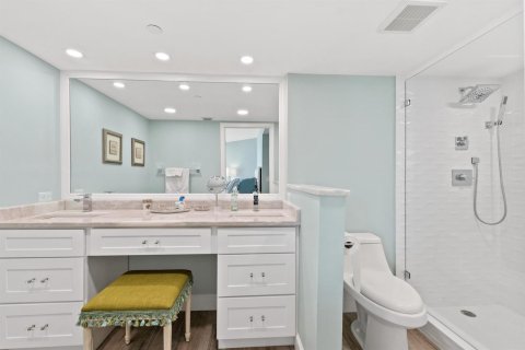 Condo in South Palm Beach, Florida, 2 bedrooms  № 2176382 - photo 13