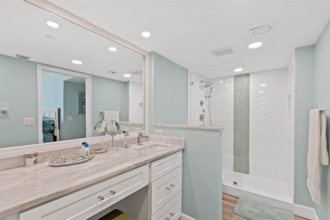 Condo in South Palm Beach, Florida, 2 bedrooms  № 2176382 - photo 15