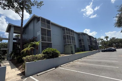 Condo in Altamonte Springs, Florida, 1 bedroom  № 2210463