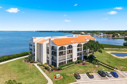 Condominio en venta en Tarpon Springs, Florida, 2 dormitorios, 123.56 m2 № 2212695 - foto 28