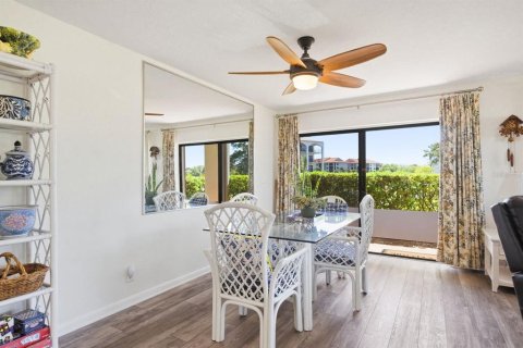 Condominio en venta en Tarpon Springs, Florida, 2 dormitorios, 123.56 m2 № 2212695 - foto 9