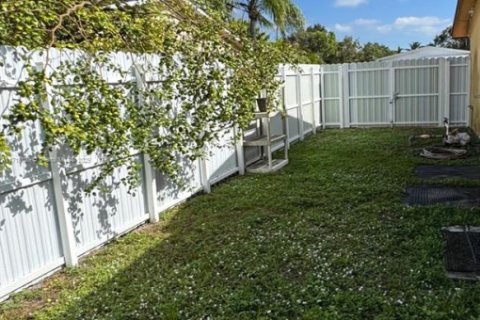 Купить виллу или дом в Холливуд, Флорида 3 спальни, 103.12м2, № 1984925 - фото 9