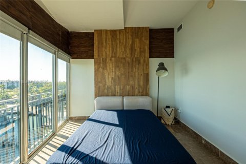 Condo in Miami, Florida, 2 bedrooms  № 1994834 - photo 20