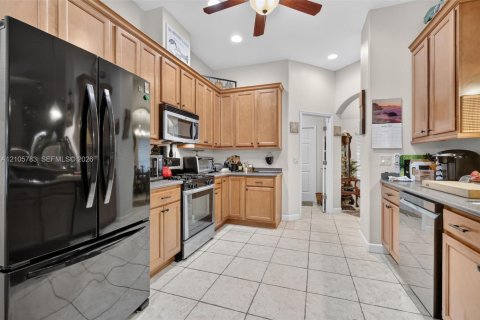 Villa ou maison à vendre à Mount Dora, Floride: 3 chambres, 219.99 m2 № 2414684 - photo 16