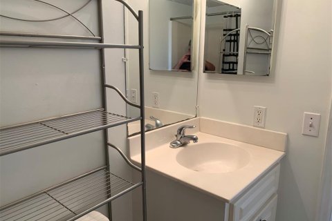 Condominio en alquiler en Punta Gorda, Florida, 2 dormitorios, 82.31 m2 № 2217030 - foto 8