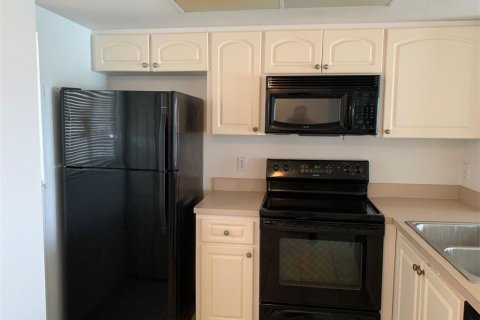 Condominio en alquiler en Punta Gorda, Florida, 2 dormitorios, 82.31 m2 № 2217030 - foto 3