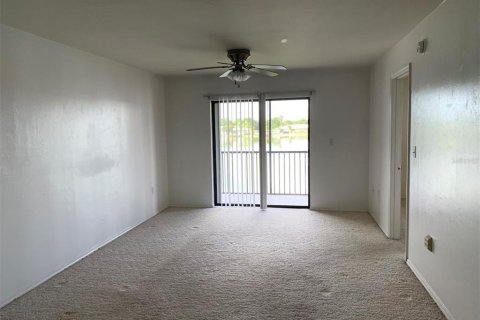Condominio en alquiler en Punta Gorda, Florida, 2 dormitorios, 82.31 m2 № 2217030 - foto 6