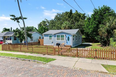 Villa ou maison à vendre à Saint Petersburg, Floride: 3 chambres, 78.69 m2 № 2421922 - photo 2