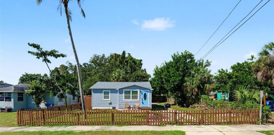 Villa ou maison à Saint Petersburg, Floride 3 chambres, 78.69 m2 № 2421922