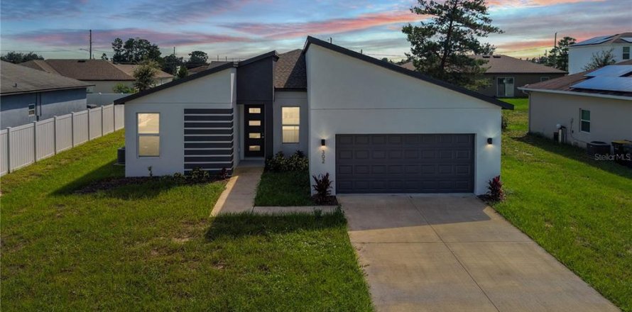 Villa ou maison à Kissimmee, Floride 4 chambres, 150.78 m2 № 2413663