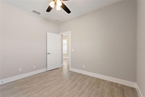 Villa ou maison à louer à Kissimmee, Floride: 4 chambres, 150.78 m2 № 2413663 - photo 17