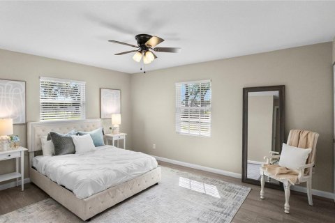 House in Fish Hawk, Florida 4 bedrooms, 189.52 sq.m. № 2431757 - photo 27