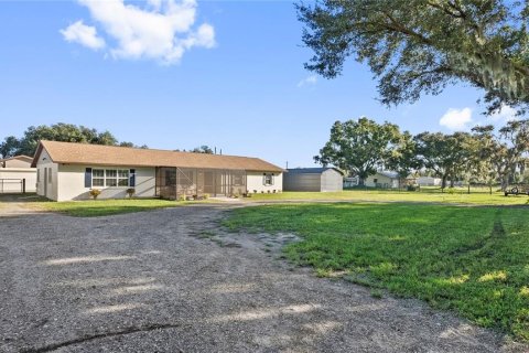 House in Fish Hawk, Florida 4 bedrooms, 189.52 sq.m. № 2431757 - photo 3
