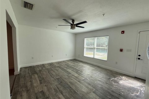 House in Ocala, Florida 3 bedrooms, 117.06 sq.m. № 1899048 - photo 3