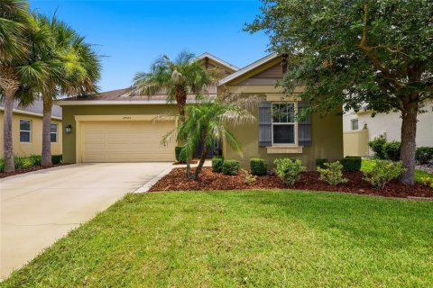 Villa ou maison à vendre à Wesley Chapel, Floride: 4 chambres, 224.82 m2 № 2236859 - photo 2