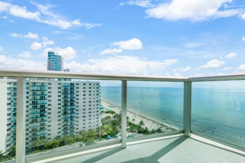 Condo in Hollywood, Florida, 1 bedroom  № 2025234
