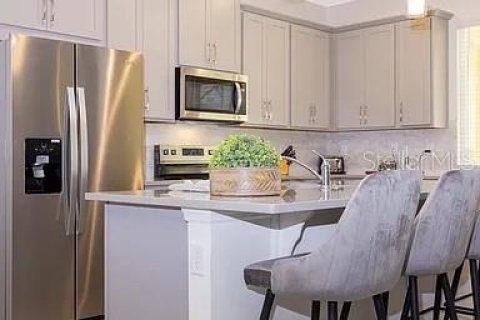 Купить таунхаус в Киссимми, Флорида 6 комнат, 199.28м2, № 2230518 - фото 13