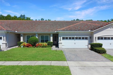 Adosado en venta en Kissimmee, Florida, 3 dormitorios, 175.59 m2 № 1870482 - foto 1