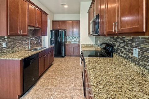 Adosado en venta en Kissimmee, Florida, 3 dormitorios, 175.59 m2 № 1870482 - foto 8