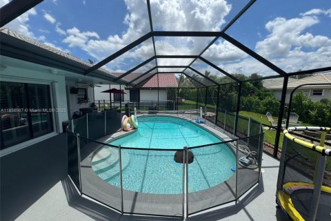 Villa ou maison à vendre à Coral Springs, Floride: 4 chambres, 207.17 m2 № 1888196 - photo 6