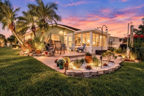 Villa ou maison à vendre à Sun City Center, Floride: 2 chambres, 130.25 m2 № 2421684 - photo 2