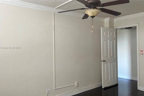 Condo in Tamarac, Florida, 1 bedroom  № 1807071 - photo 3