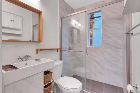 Condominio en venta en Miami Beach, Florida, 1 dormitorio, 70.88 m2 № 1952098 - foto 19