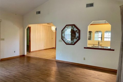 Casa en venta en Silver Springs Shores, Florida, 3 dormitorios, 170.94 m2 № 1792343 - foto 19