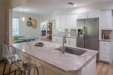 Villa ou maison à vendre à Sarasota, Floride: 3 chambres, 227.7 m2 № 2429047 - photo 17