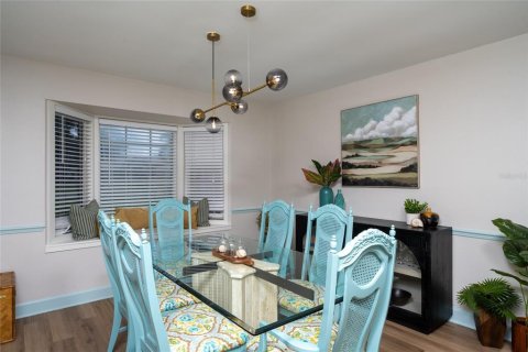 Villa ou maison à vendre à Sarasota, Floride: 3 chambres, 227.7 m2 № 2429047 - photo 15