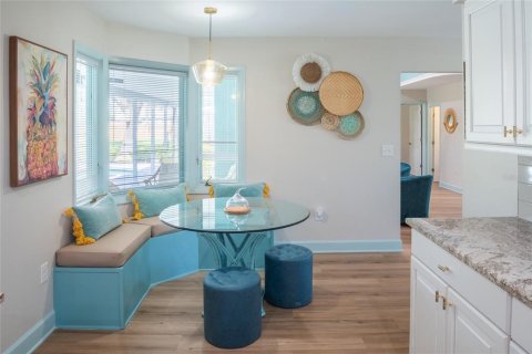 Villa ou maison à vendre à Sarasota, Floride: 3 chambres, 227.7 m2 № 2429047 - photo 18