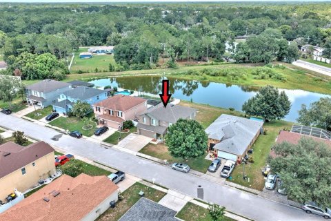House in Lakeland, Florida 4 bedrooms, 268.02 sq.m. № 2196328 - photo 5